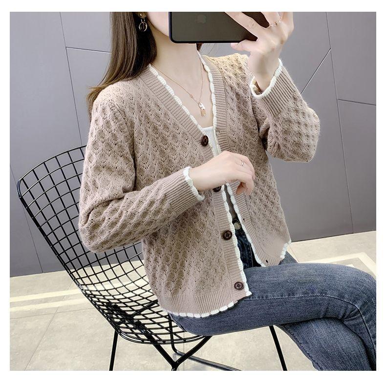 Product Introduction of Áo Cardigan Dệt Kim, Phong Cách Hương Thơm Nhỏ, Dành Cho Nữ, Thích Hợp Cho Mùa Xuân Và Mùa Thu, Mỏng Và Dễ Phối Đồ, Áo Khoác Len Sành Điệu, Hàng Mới Về, Phong Cách Hàn Quốc, Dáng Rộng Vừa Vặn, 2025 5