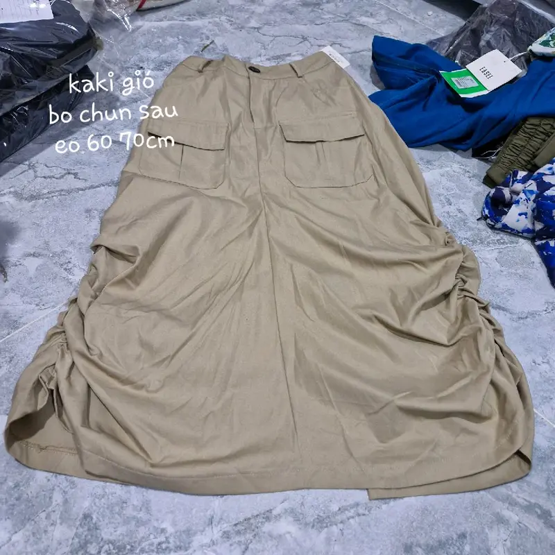 chân váy jean túi hộp , chất jean màu mềm đẹp 2