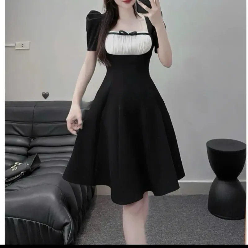 Đầm Váy Dáng Xòe Cổ Vuông Thời Trang Nữ - Vải Cotton Lạnh Không Co Giãn 0