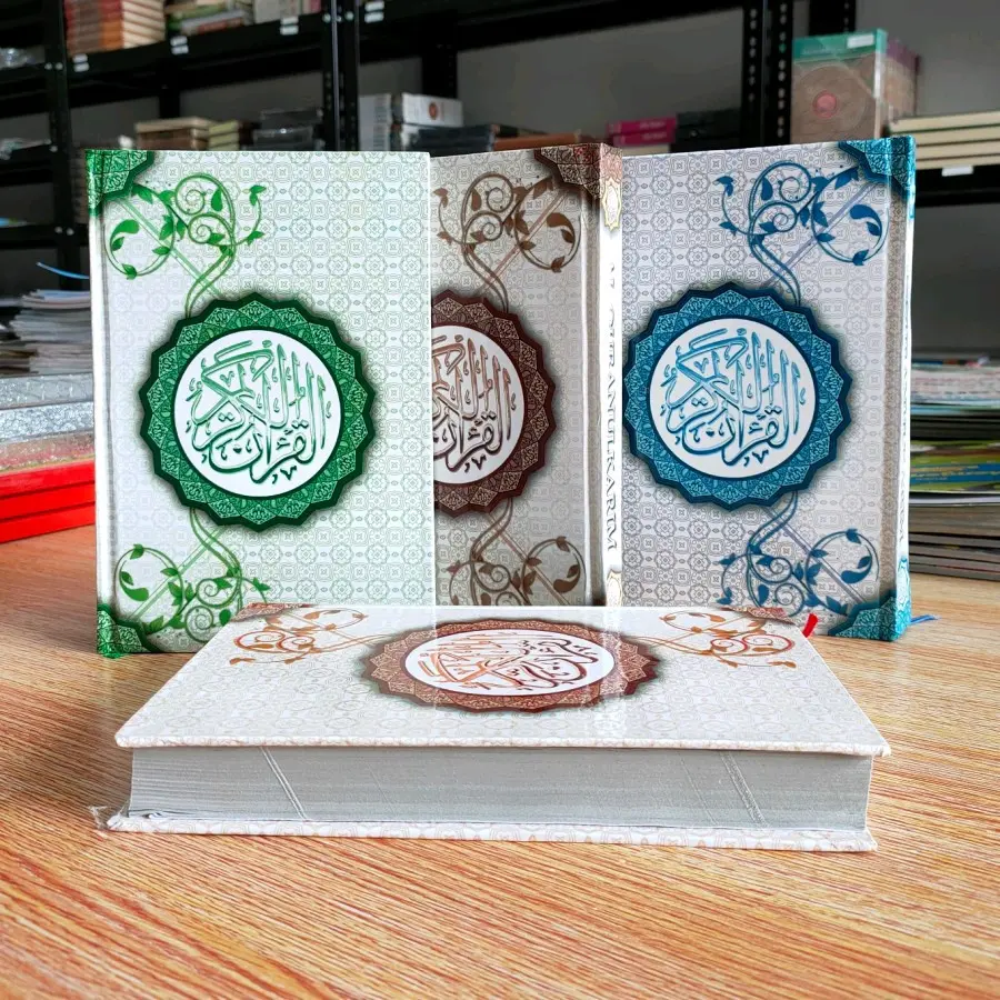 Bayar ditempat Al Quran al Aqeel kertas CD Buram ukuran A5 hardcover