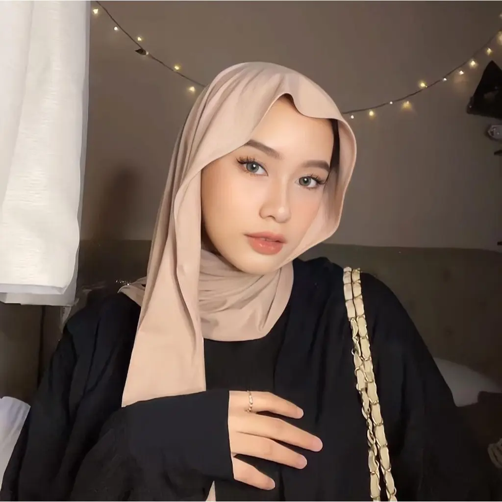 Pashmina Kaos Pashmina Jersey Flowy Premium Hijab Pasmina kaos Muslim Kerudung Instan Cantik Wanita Diamond Syari