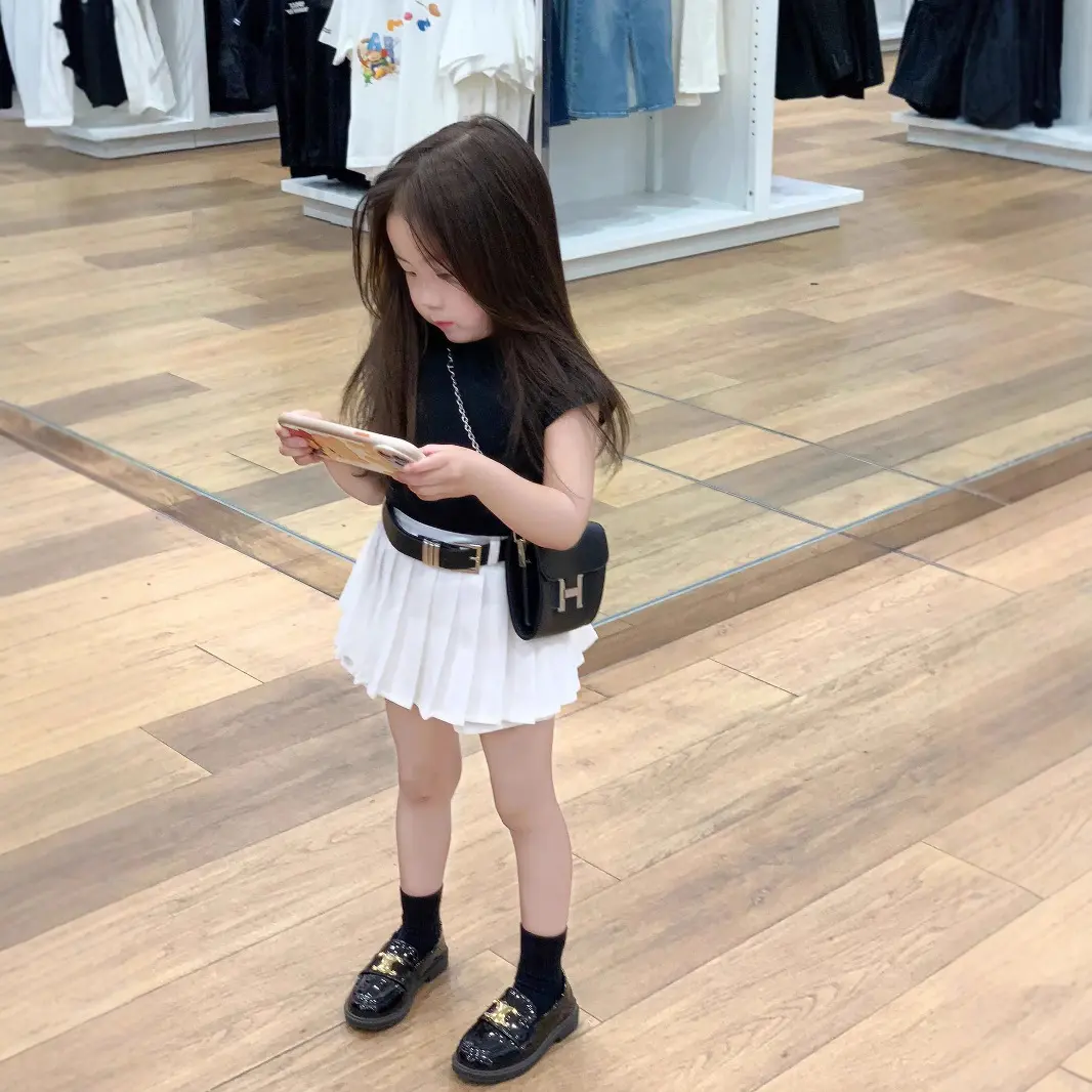 Quần Áo Trẻ Em, Phong Cách Hàn Quốc, Bộ Thời Trang Trẻ Em Hàn Quốc Mùa Hè, Cho Bé Gái, Áo Xếp Ly Thanh Lịch, Váy Xếp Ly, 2025