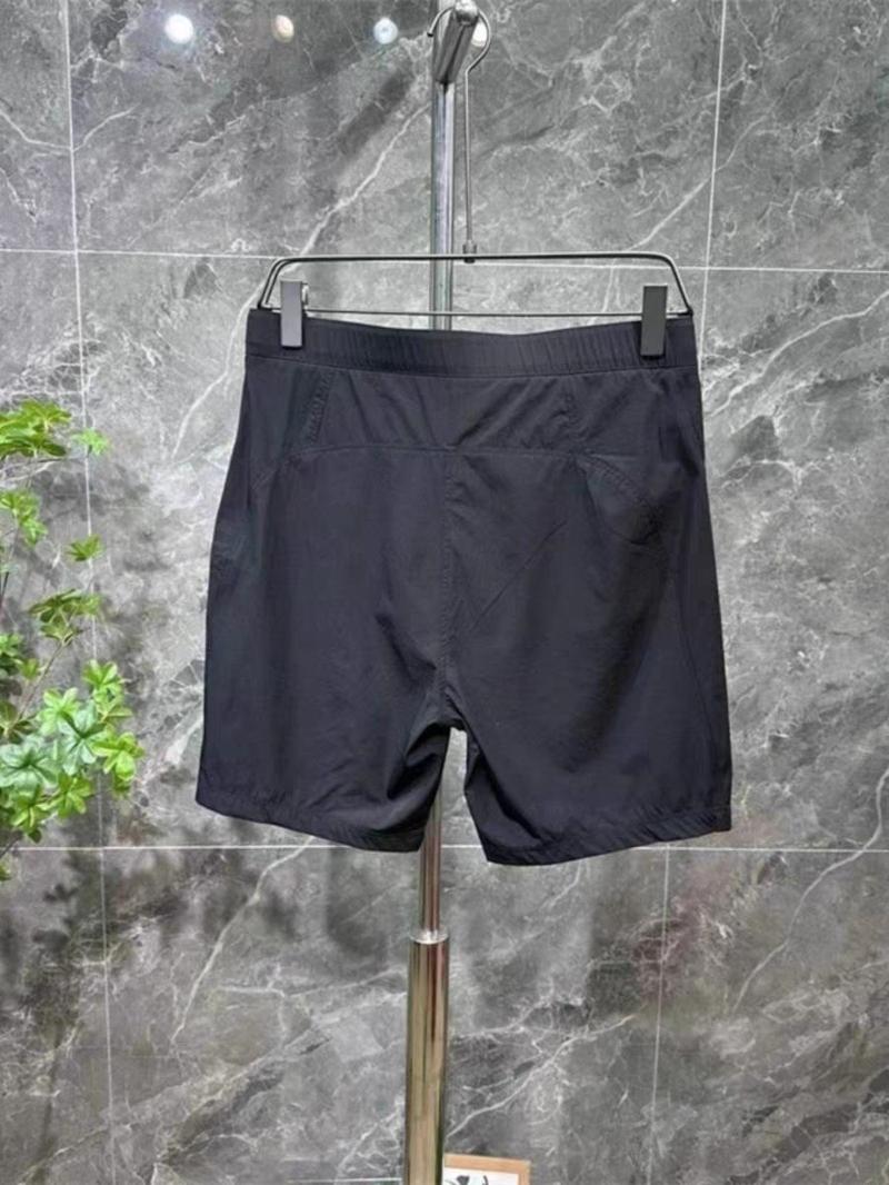 Product Introduction of Summer large size 300 catties beach pants fashion shorts sports trend loose casual shorts 5