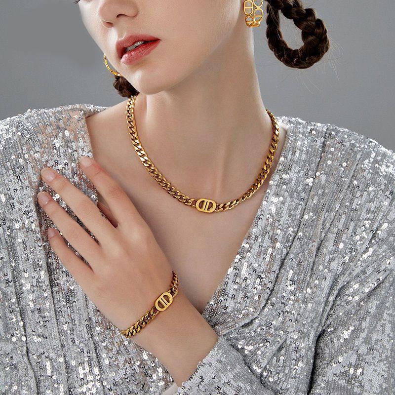 Product Introduction of Gold Thick Straps Pairs Letter D Necklace Hip Hop Cool Short Clavicle Chain All-Match Men's and Women's Same Bracelet Earrings Necklace Cuban Necklace 5