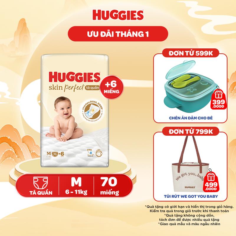 Tã/ Bỉm quần Huggies Skin Perfect Super Jumbo với 2 vùng thấm giảm kích ứng da Size M70+6/L60+6/XL52+6/XXL48+6