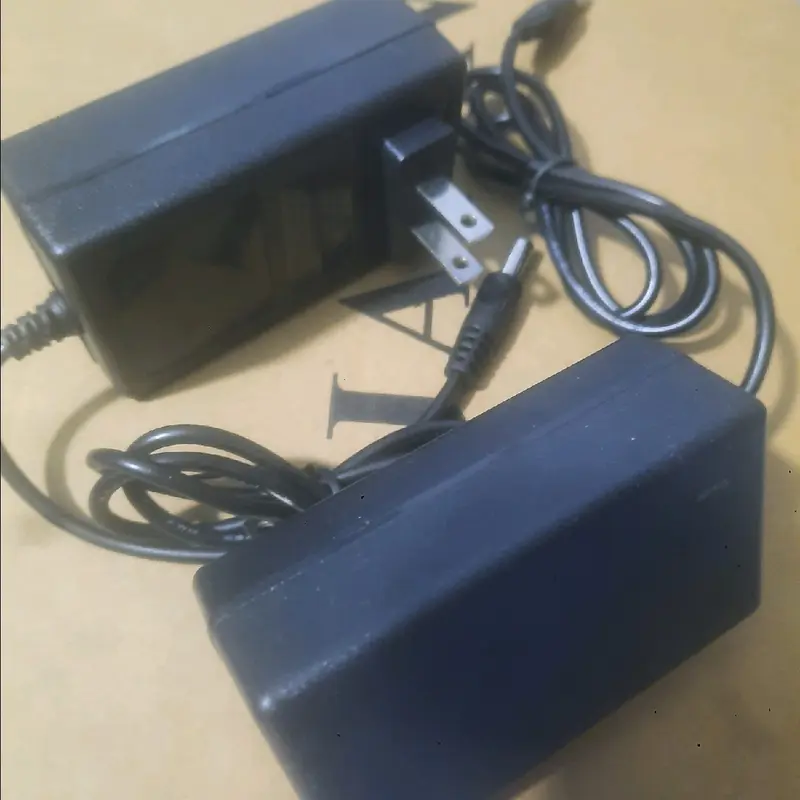 sạc máy khoan pin 2