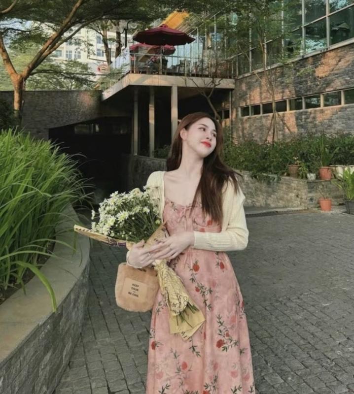 Sét Váy Hoa nữ hai dây ( CÓ MÚT) kèm áo khoác sang chảnh, Thích hợp khi Đi Tiệc Women Voan Dress Kem Màu Hồng 3