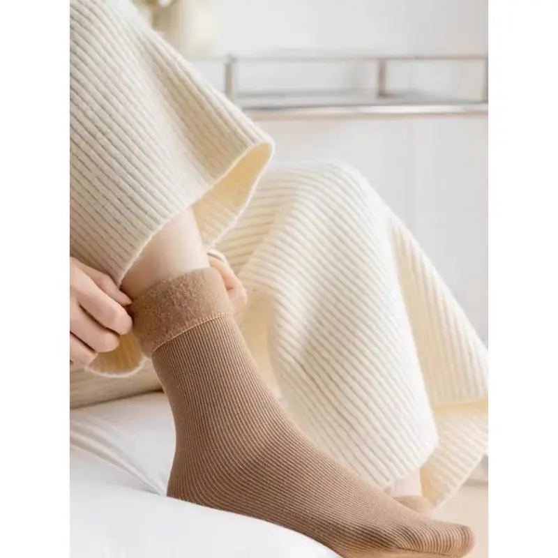 Set 10 đôi tất cổ cao lót lông lót nỉ dày dặn cotton giữ nhiệt mùa đông dành cho nữ mẫu mới 3