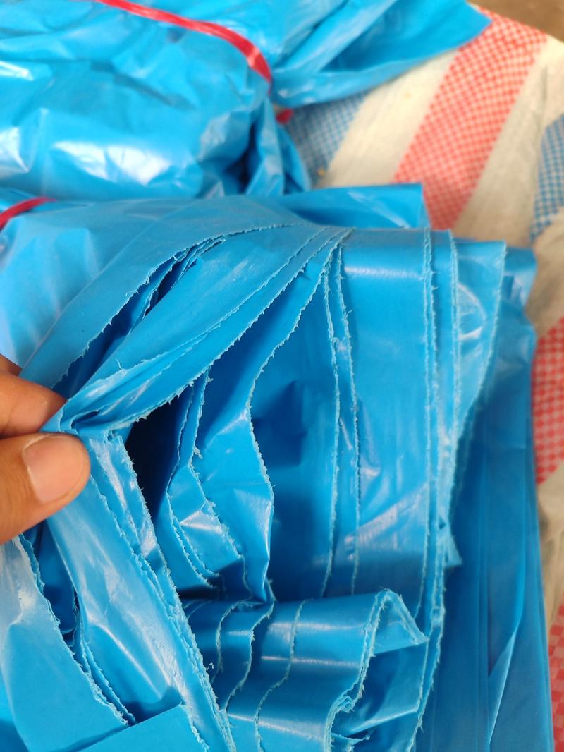 Product Introduction of Cây Nylon Xanh Khổ 160cm Dùng Che Bụi, Sàn, Đồ Vật (Giá 1kg) 2