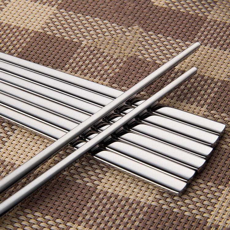 Product Introduction of 23CM Korean Design Solid Flat Chopsticks Metal Cutlery Set Stainless Steel Chopstick Kitchen Utensils Portable Travel Eco-Friendly Dinnerware Tableware Flatware 8