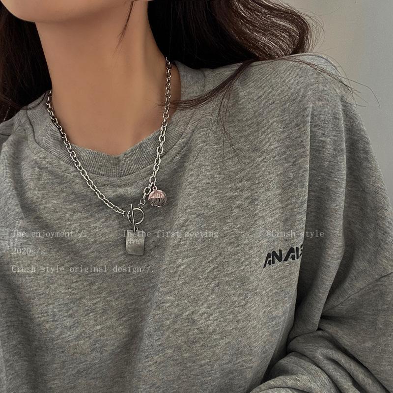 Product Introduction of Titanium Steel No Fading Coin Necklace Female Summer New Trendy Ins Hip Hop Cold Style 2