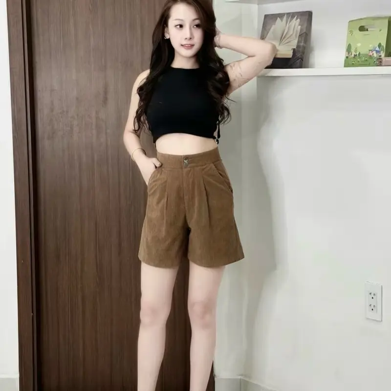 Quần Short Nhung Gân Lưng Cao Nữ Hàn Quốc Chất Liệu Nhung Gân Mềm Mịn Phù Hợp Mọi Lứa Tuổi 2