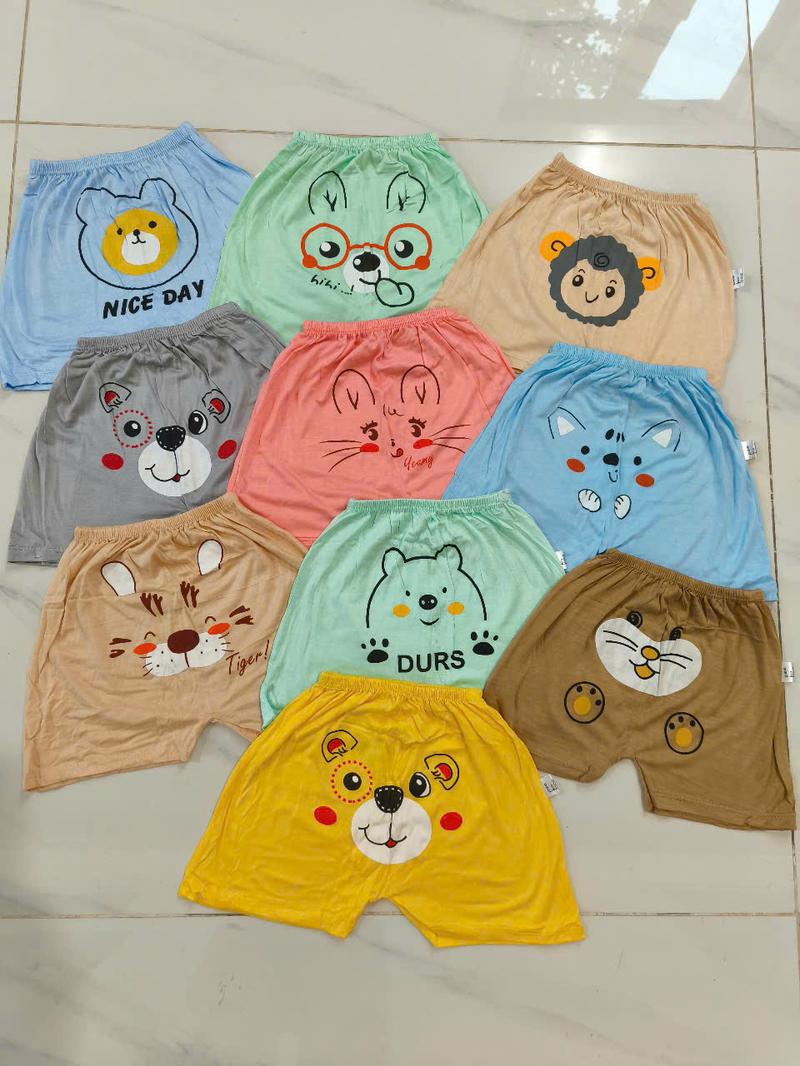 Product Introduction of Combo 5quần, 10 quần Đùi Thun Lạnh in Hình Thú phía sau cho bé từ 3-15kg(0- 3 tuổi)Trẻ mới tập đi quanthun lanh 1