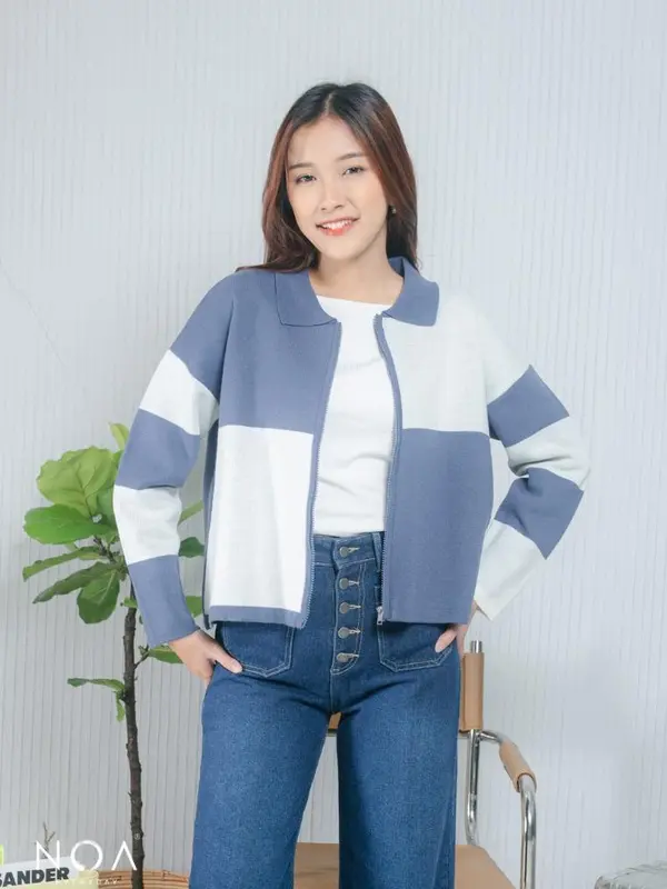 NOAeveryday RIKONA Square Knitted Cardigan    Knitwear Motif 2