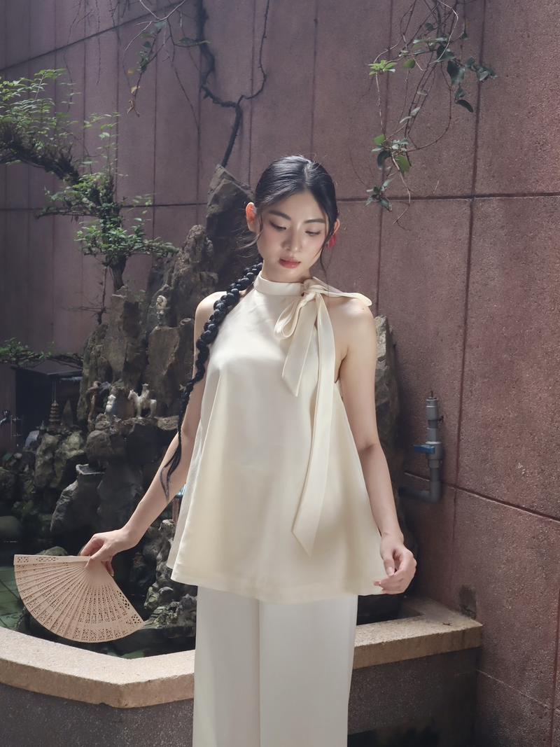 Product Introduction of Ciona - Áo yếm cổ phối nơ kem - COA002 Nữ Women Yếm Mộng Hoa Top 3