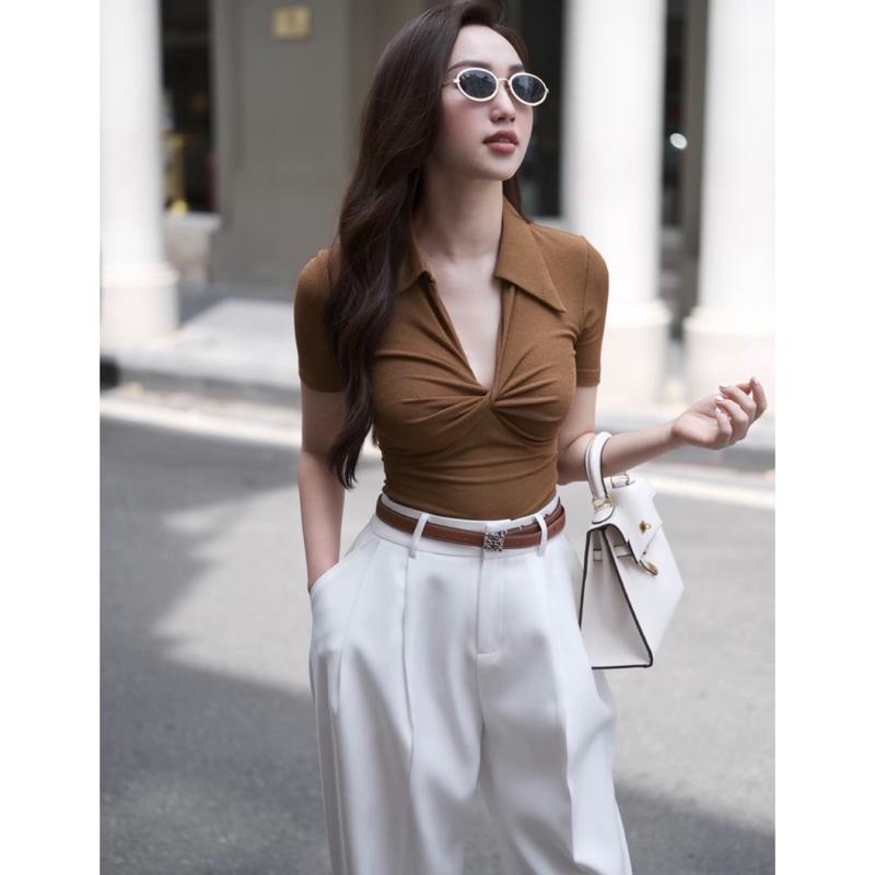 ÁO THUN CỔ V XOẮN NGỰC CÁCH ĐIỆU, 4 MẦU, CO GIÃN ÔM BODY, PHONG CÁCH TRẺ TRUNG Nữ Top Women Cổ V Xoắn