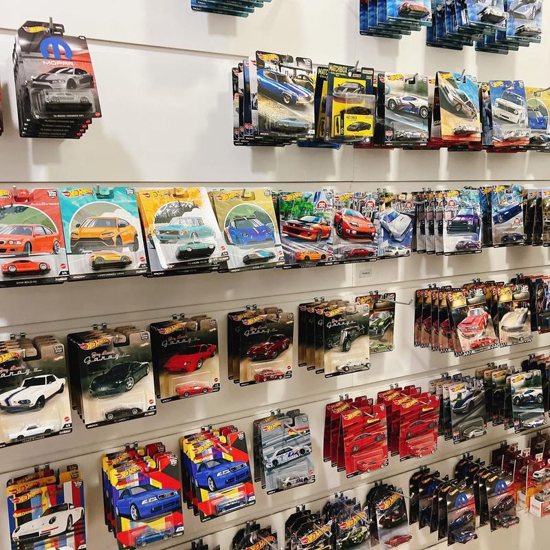 Xe mô hình tỷ lệ 1/64 HW Premium Random chọn ngẫu nhiên