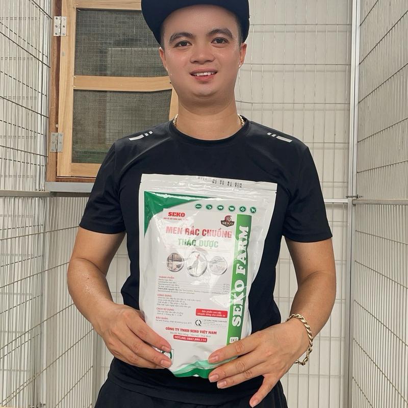 Men Rắc Chuồng Thảo Dược SEKO dùng trong chăn nuôi gà chọi và gia cầm
