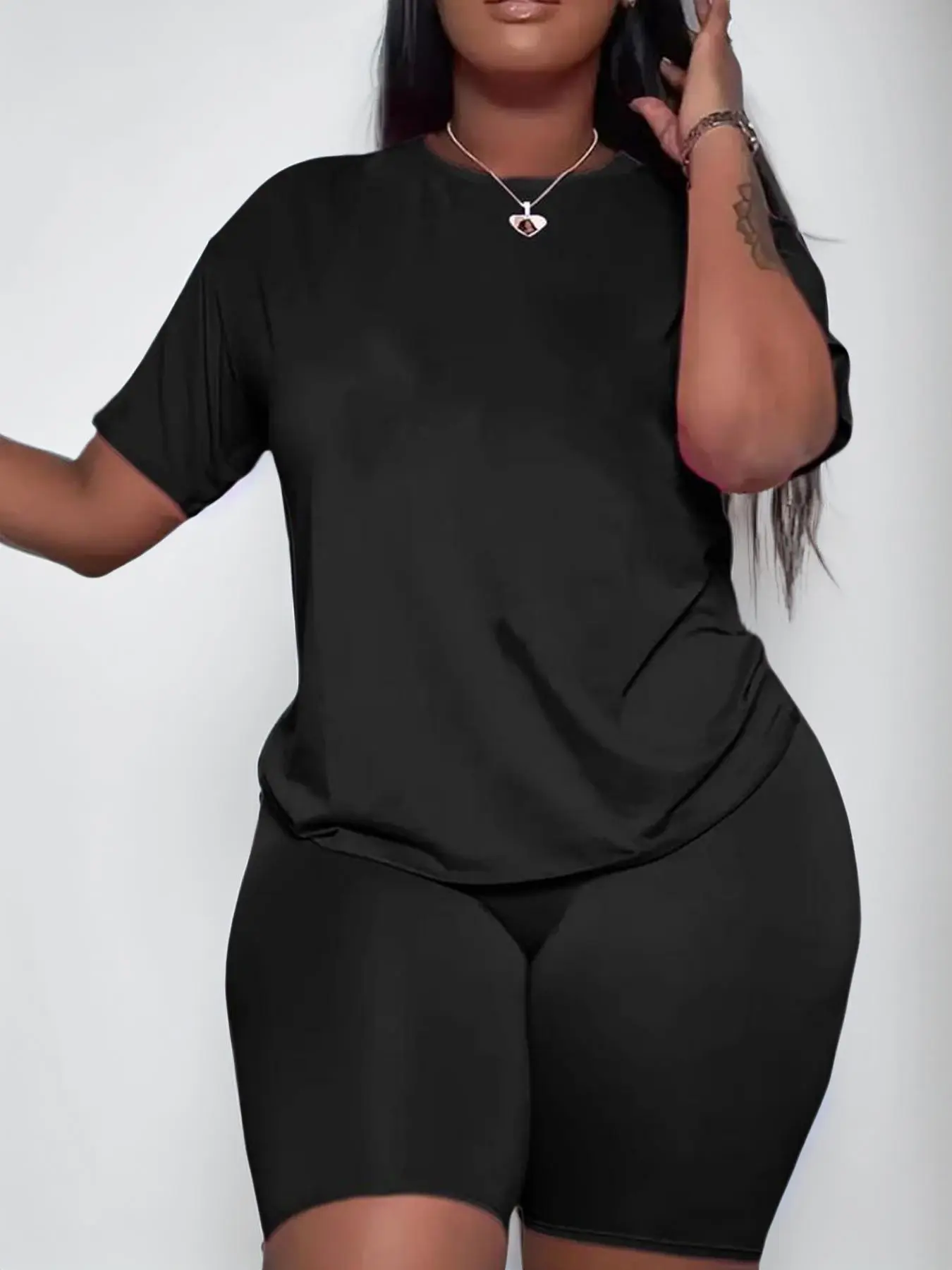 Two-piece Set Women's Solid Shorts Set, Trendy Short Sleeve Round Neck T-shirt & Skinny Shorts Co-ord Set, Summer Sets, Summer Clothes Women, Summer Sets, Causal Summer Outfits 2024, Holiday Evening Outfits 2024, Evening Outfits on Holiday