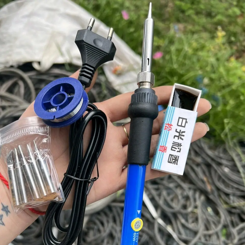 combo bút hàn chì ,thiếc gồm 4 món,  nhựa thông , 5 mỏ hàn , bút hàn ,cuộn chì