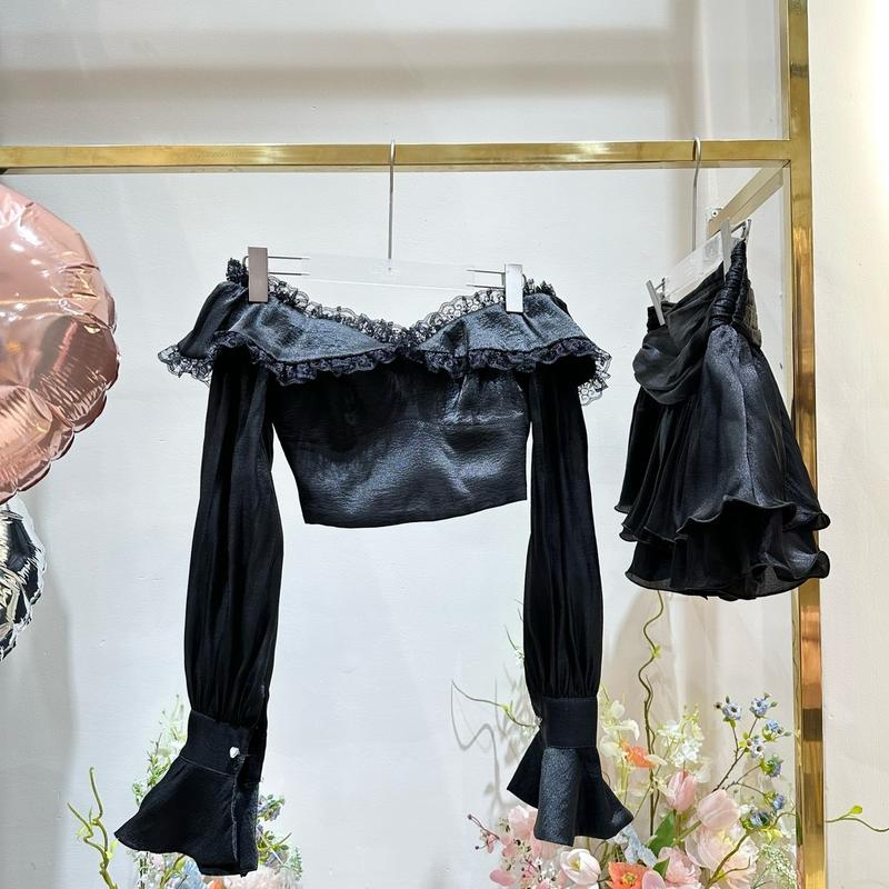 Set Áo Trễ Vai Phối Ren Tay Loe Dài & Chân Váy Vải Voan Lọ Lem