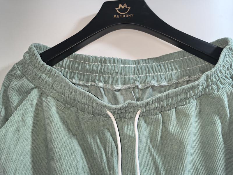 Product Introduction of Factory direct sales of fashionable and comfortable men's shorts, casual and sports versatile fabric, soft and cold dry 4