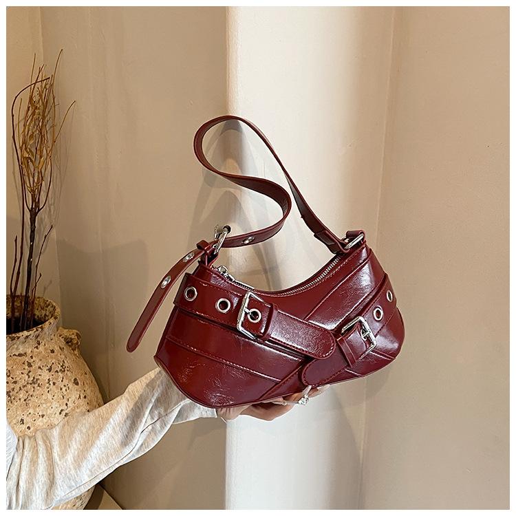   HÀNG QC LOẠI 1  Túi Xách Nữ Màu Đỏ Đeo Vai Size 28cm Hot trend 2025 