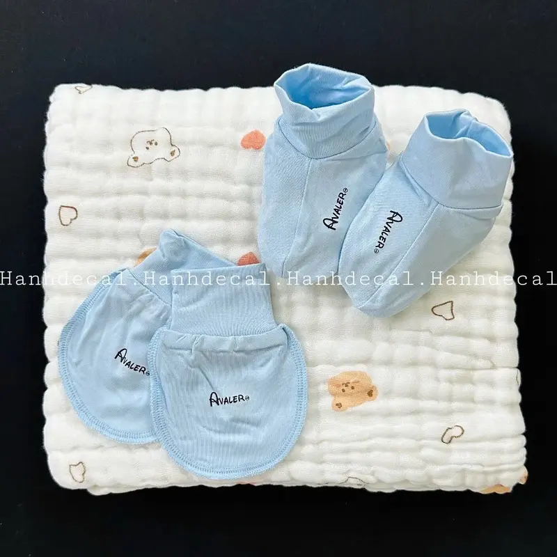 Set Mũ Và Bao Tay Chân Avaler Cho Bé Sơ Sinh Vải Sợi Tre Mềm Mại Nhiều Màu Cao Cấp BOTIBO KIDS 3