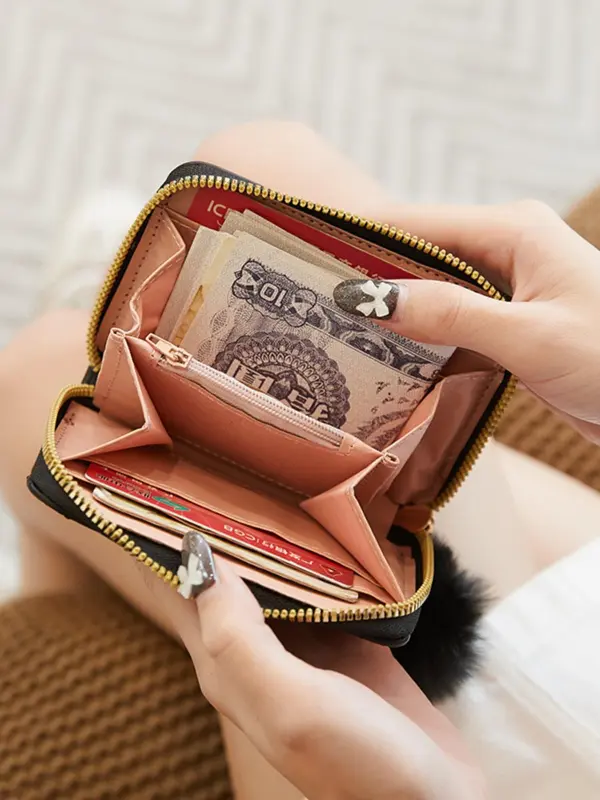 Women's Butterfly Pattern Quilted Design Zipper Short Wallet, with Hair Ball Charm, Casual Versatile Card Holder, Lightweight Small Wallet 4