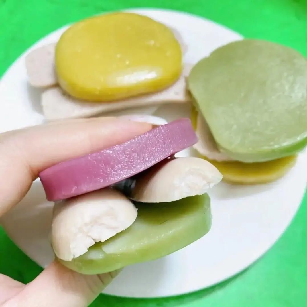 Bánh đá Hà Giang - túi 1kg hút chân không-Được làm từ những hạt gạo tẻ thơm, không chứa chất bảo quản. Ăn Vặt Food