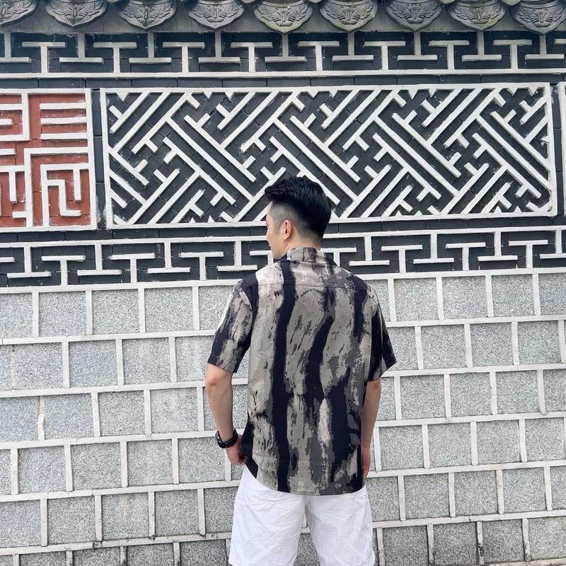 Áo sơ mi đi biển BeachBlue hoạ tiết vân loang Menswear  thường  Shirt Nhung 4