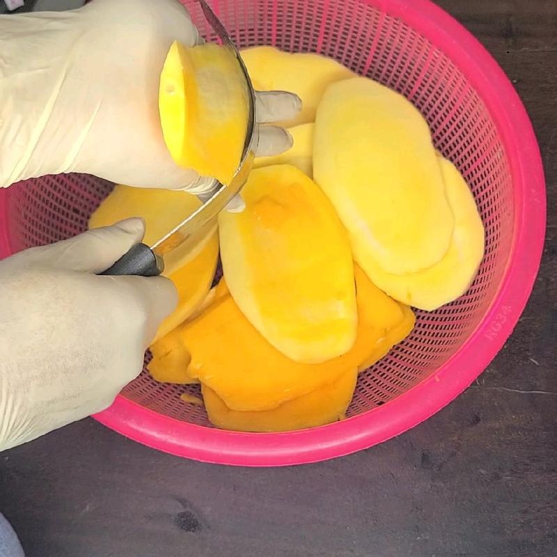 Bộ 2 Dao Cong Tách Gọt Xoài công ty. Dao Thái Lan kiwi được tinh chỉnh chuyên phục vụ khâu ra thịt xoài, Tách gọt xoài công ty. 6