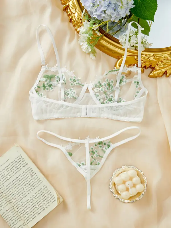 Women's Floral Embroidery Underwire Bra & Thong Sexy Lingerie Set, Push Up Bra & Panty, Lingerie Set for Women 1