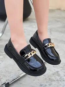 sepatu anak perempuan simpel dan mewah