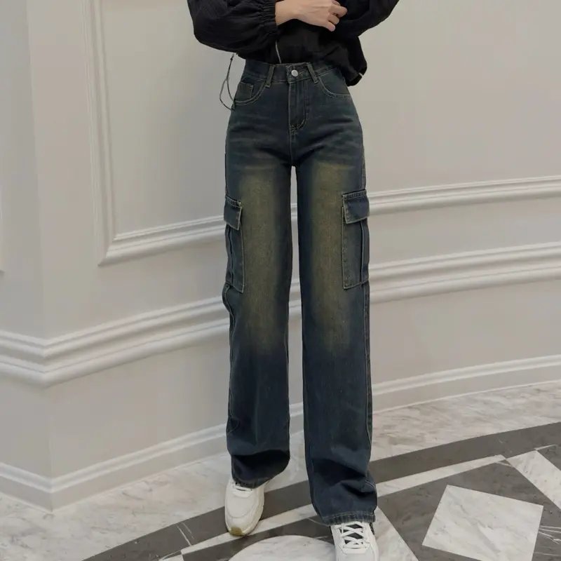 JeansCodeCargojeansDenimcolormediumstraightlegscanbewornwithbothhighandlowwaistsThickdenimfabricbeautifulshapefabricdoesnotstretchreadytoshipJeanHK
