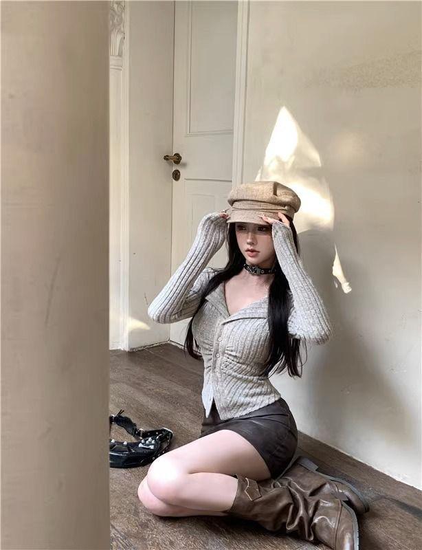 Product Introduction of Áo Cardigan Thiết Kế Độc Đáo Cao Cấp, Ngọt Ngào Và Ngầu, Áo Len Dài Tay, Dành Cho Nữ, Thích Hợp Cho Mùa Thu, Áo Sơ Mi Thêu, Bán Chạy, Phong Cách Cô Gái Nóng Bỏng 6