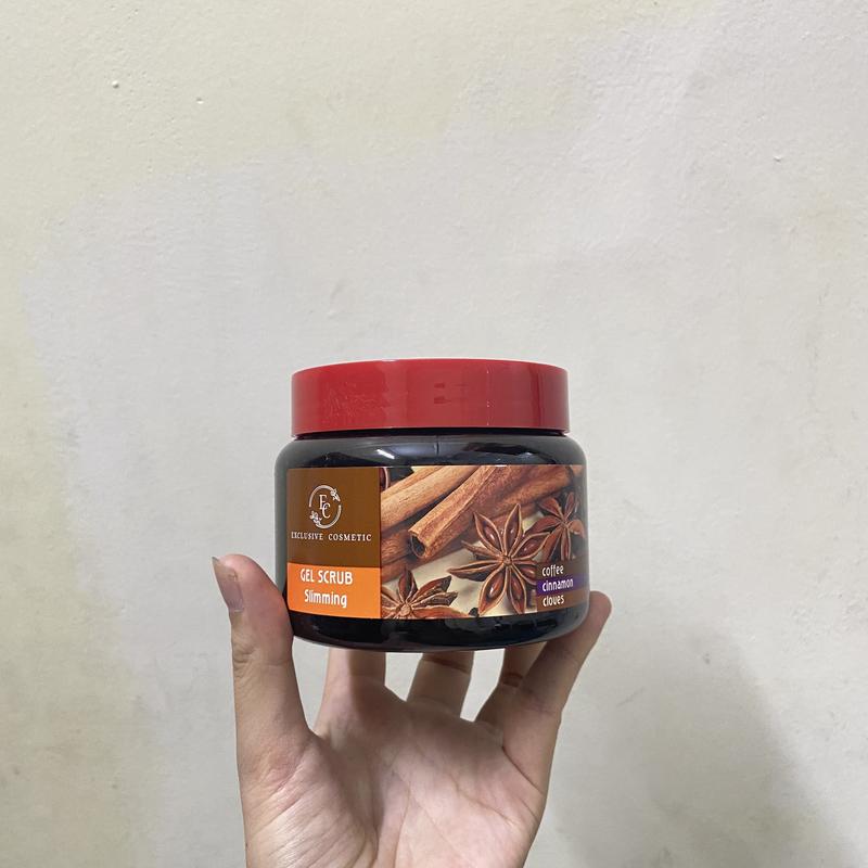 Tẩy da chết body Cafe quế hồi Ngaa 380ml 2