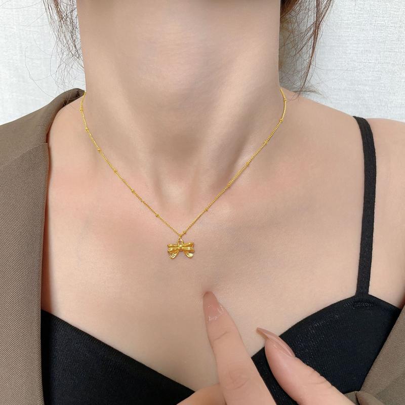 Product Introduction of 18K gold plated butterfly shape pendant necklace, exquisite design niche, women's klavikula chain, affordable luxury, titanium steel necklace does not fade, 2024 3
