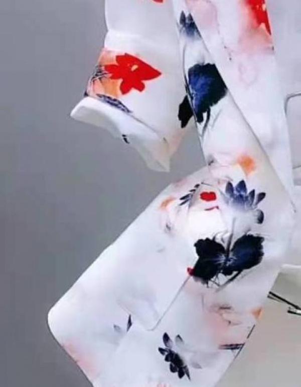 Product Introduction of Áo Khoác Vest Nữ, Họa Tiết Kẻ Sọc Mỏng, Dáng Ôm, Thanh Lịch, Phong Cách Anh Quốc, Dễ Phối Đồ Thích Hợp Cho Mùa Xuân Và Mùa Thu, Thời Trang, Xuân Hè 2024 9