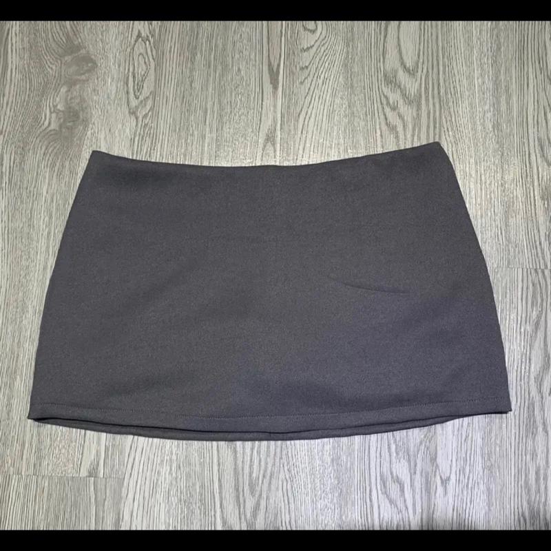  Chân váy ngắn theo phong cách y2k chất chéo có lót quần 