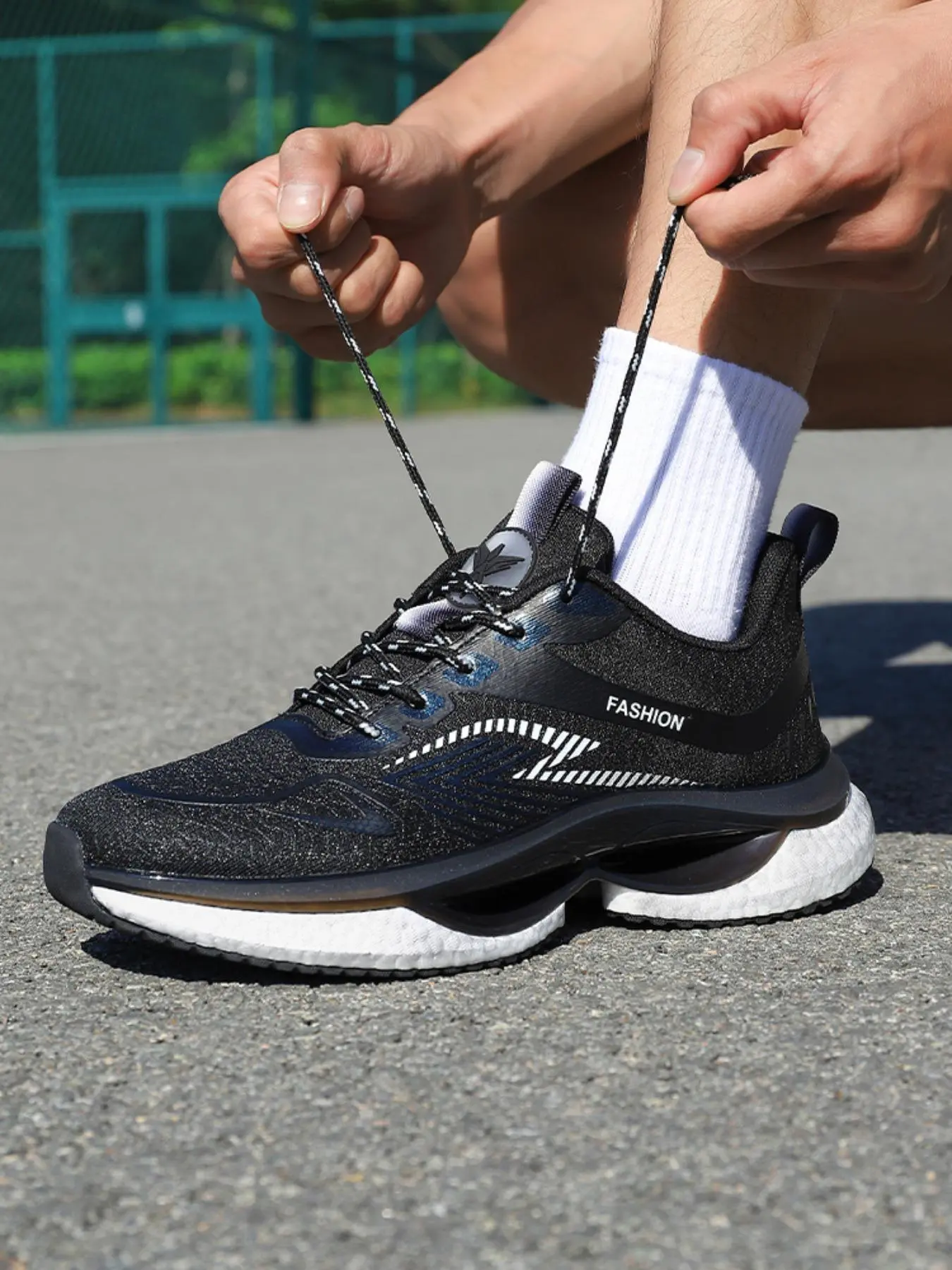 Men's Fashionable Lace Up Low Top Sneakers, Casual Breathable Comfortable Sports Running Shoes, Male All-match Round Toe Shoes for Daily Wear