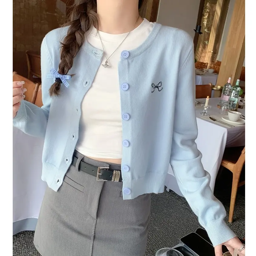Áo Cardigan Len Thêu Nơ, Có 4 Màu Nữ Women Top Khuy