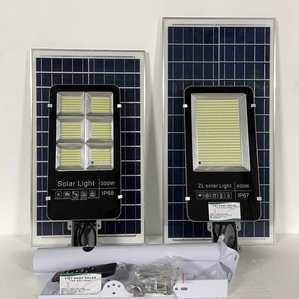 Đèn NLMT bàn chải 300W - 400W vỏ nhôm nguyên khối