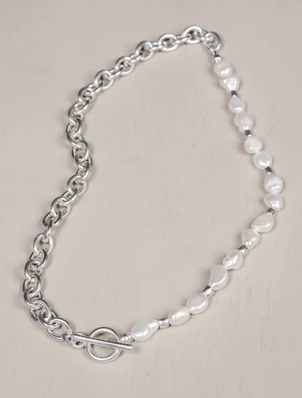 Brittany Fresh-water Pearl Chain Necklace T-bar Fastening - Silver 0