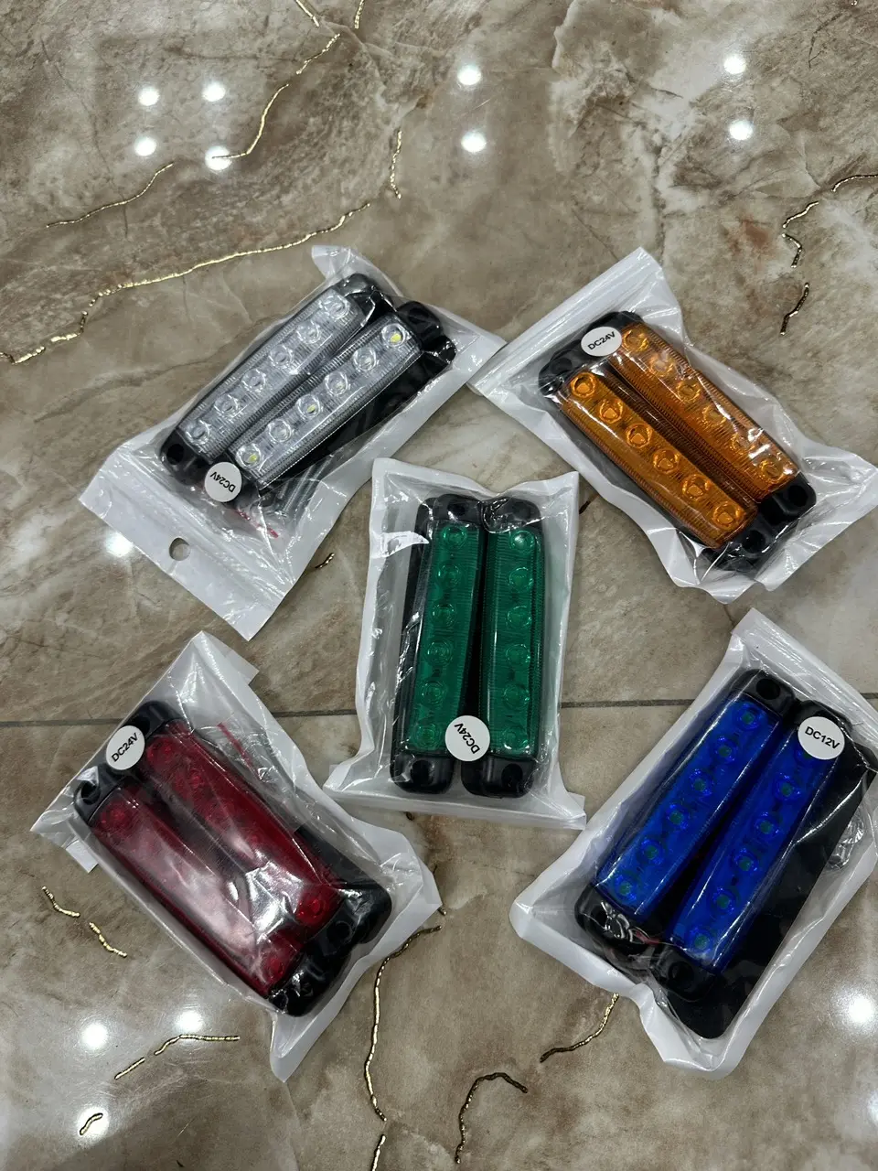 1 cái Đèn 10cm led sườn nóc xe 12v 24v
