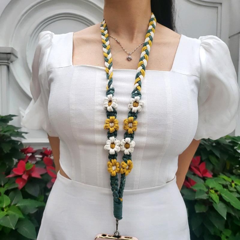Dây treo điện thoại handmade tết bông hoa/ dây treo đa năng/đây đeo điện thoại hottrend/ dây đeo thẻ / dây đeo đa năng. Phụ Kiện /dây đeo điện thoại tự làm 8