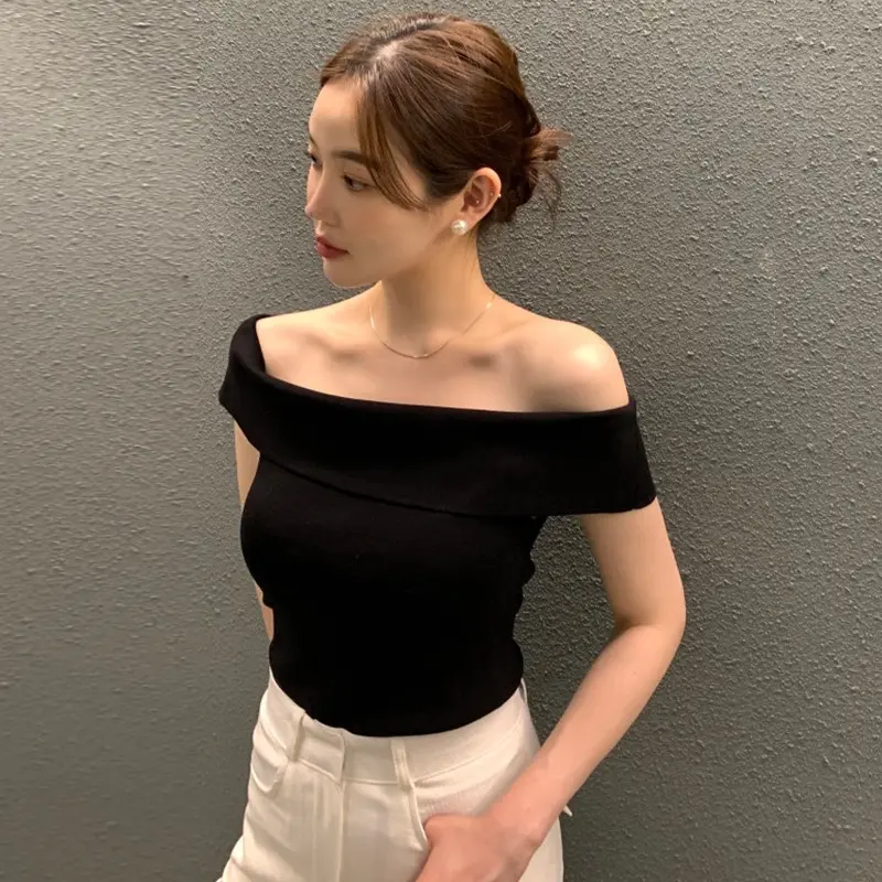 Áo trễ vai tay ngắn siêu tôn dáng phom croptop