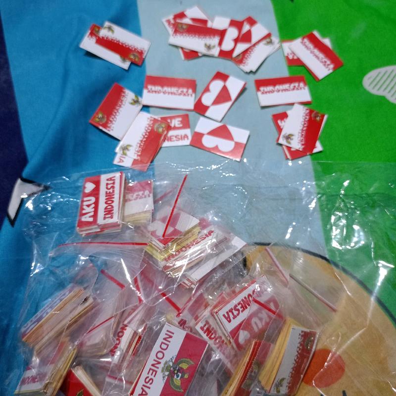 stiker pipi bendera merah putih isi 28pcs 1