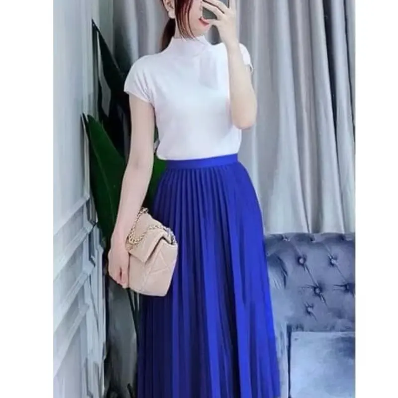 Áo len tay hến mix quần hay chân váy đều xinh. Ce mặc được 4 mùa (phom từ 40-65kg) Có nhiều mầu nha