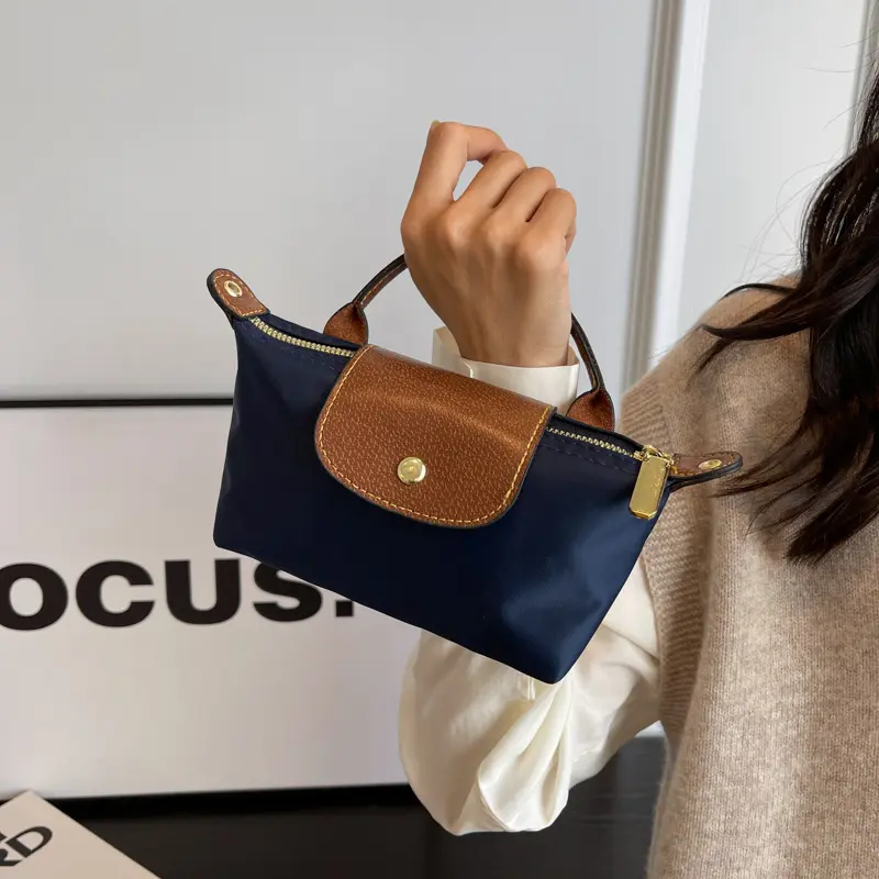 2024 New Fashion Women's Bag Plaid Canvas Dumpling Bag Lightweight Shoulder Messenger Bag